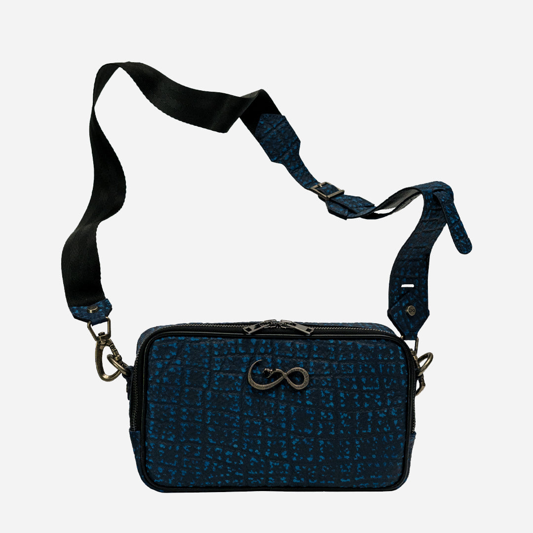 Documentera - Apolo's Heaven