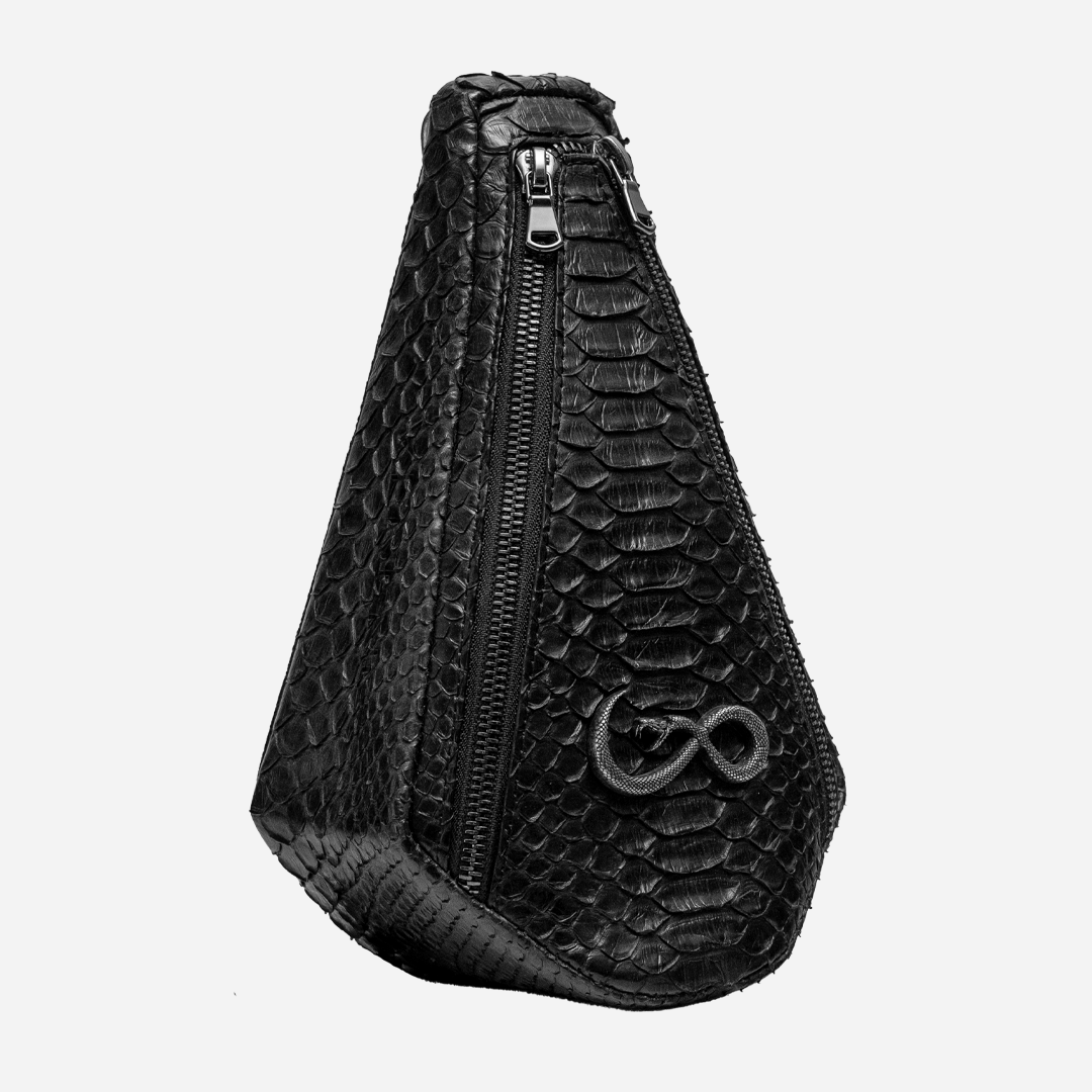 "The Falcon" Python Full Black