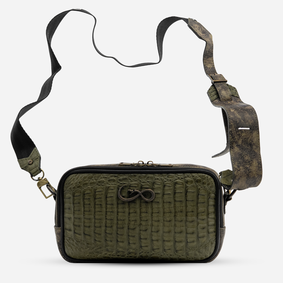Documentera - Billionaire Croc Olive