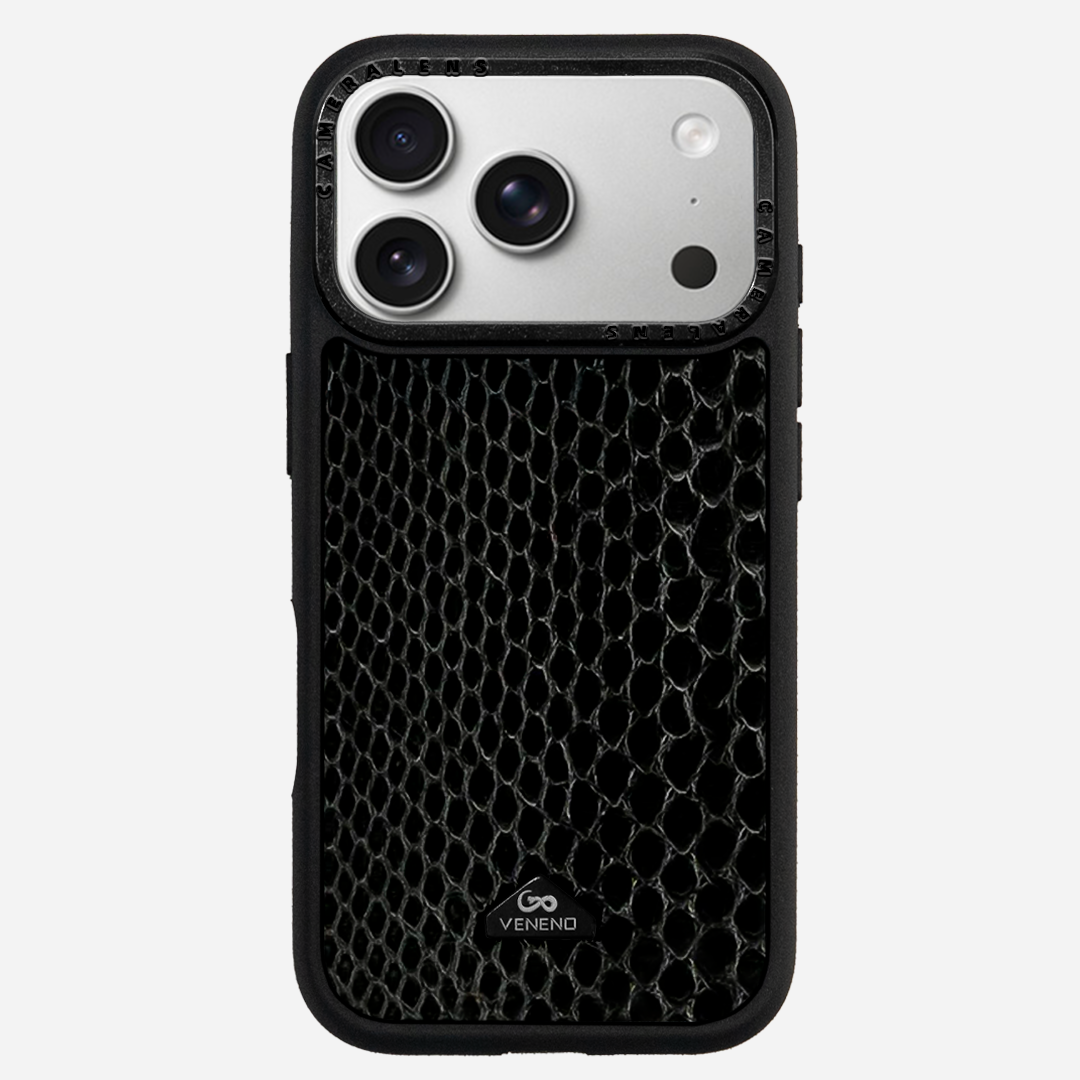 Funda iPhone 18 Pro Max Python Half Black