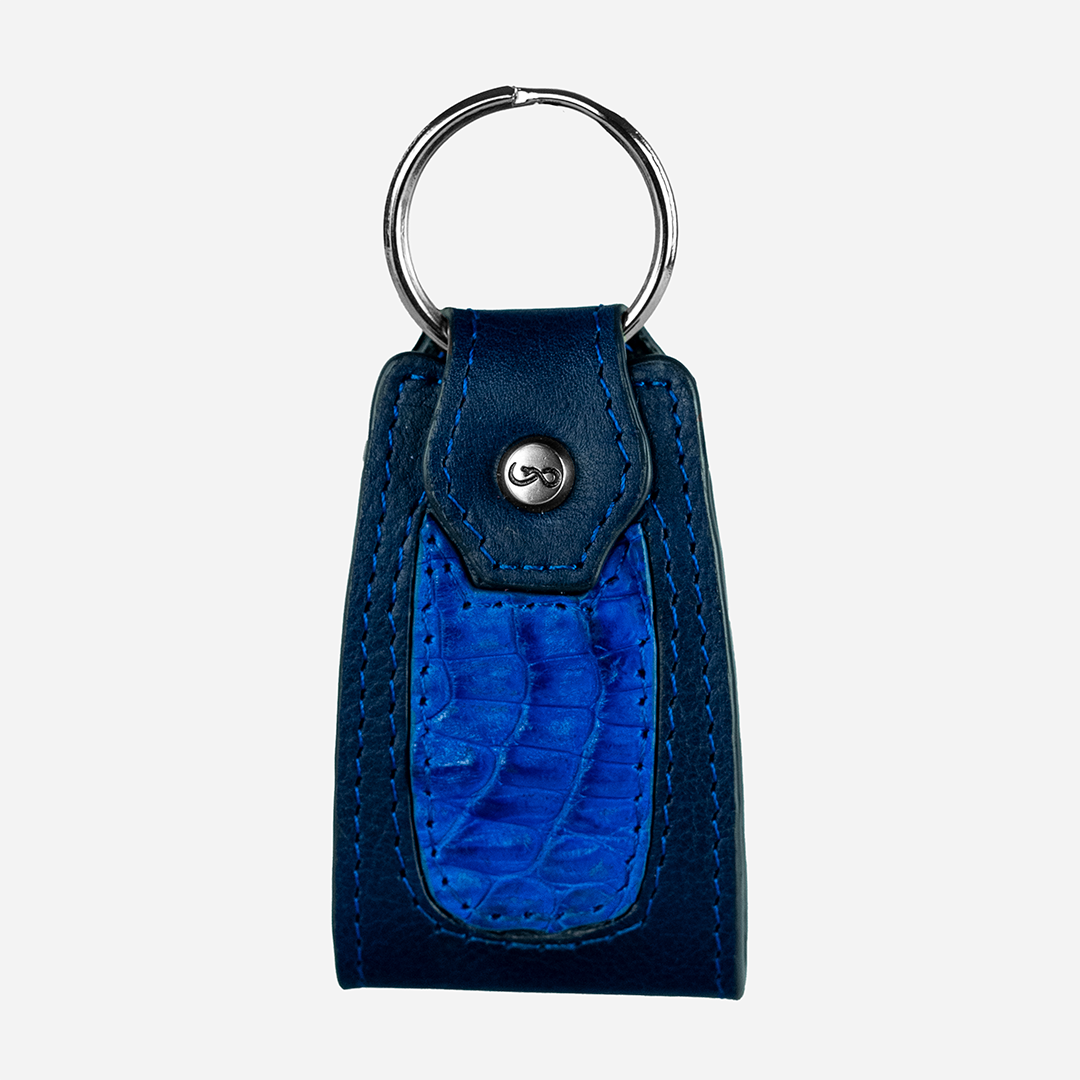 Llavero "The Shield" - Billionaire Croc Royal Blue
