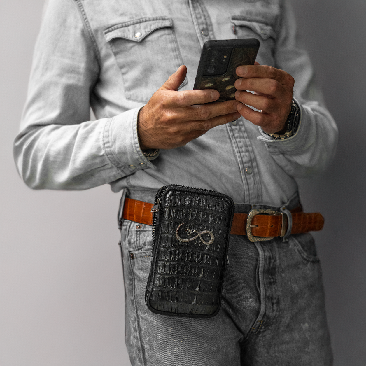 Bolso para Celular - Aike - Billionaire Croc Black