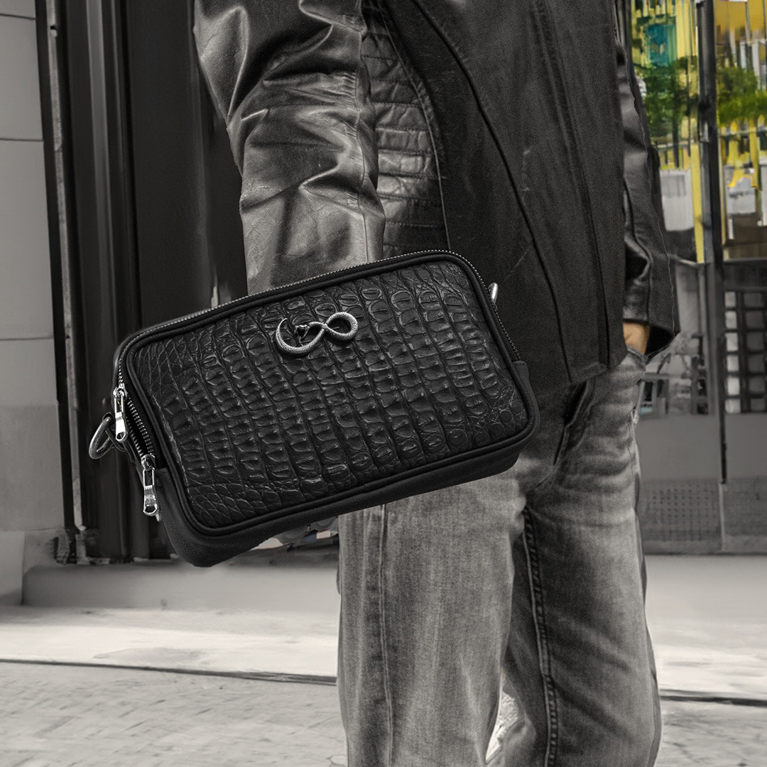 Documentera - Billionaire Croc Black