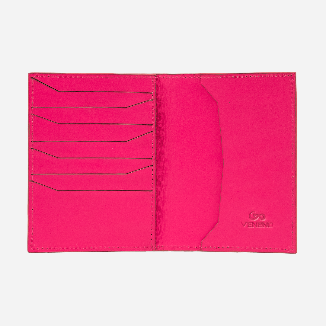 Veneno Leather Goods Funda Pasaporte "Il commendatore" Pink Fever