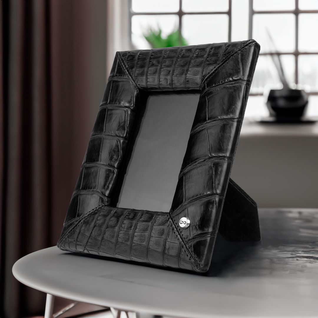 PortaRetrato Grande - Billionaire Croc Black