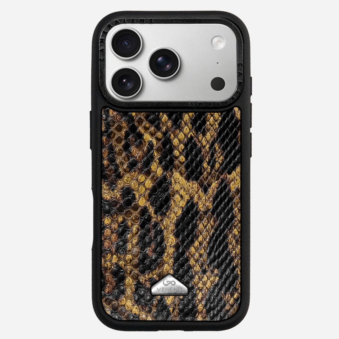 Funda iPhone 17 Pro Python Savage