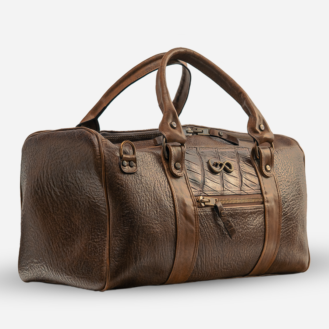 "TITÁN Weekender"  Hayden Ridge