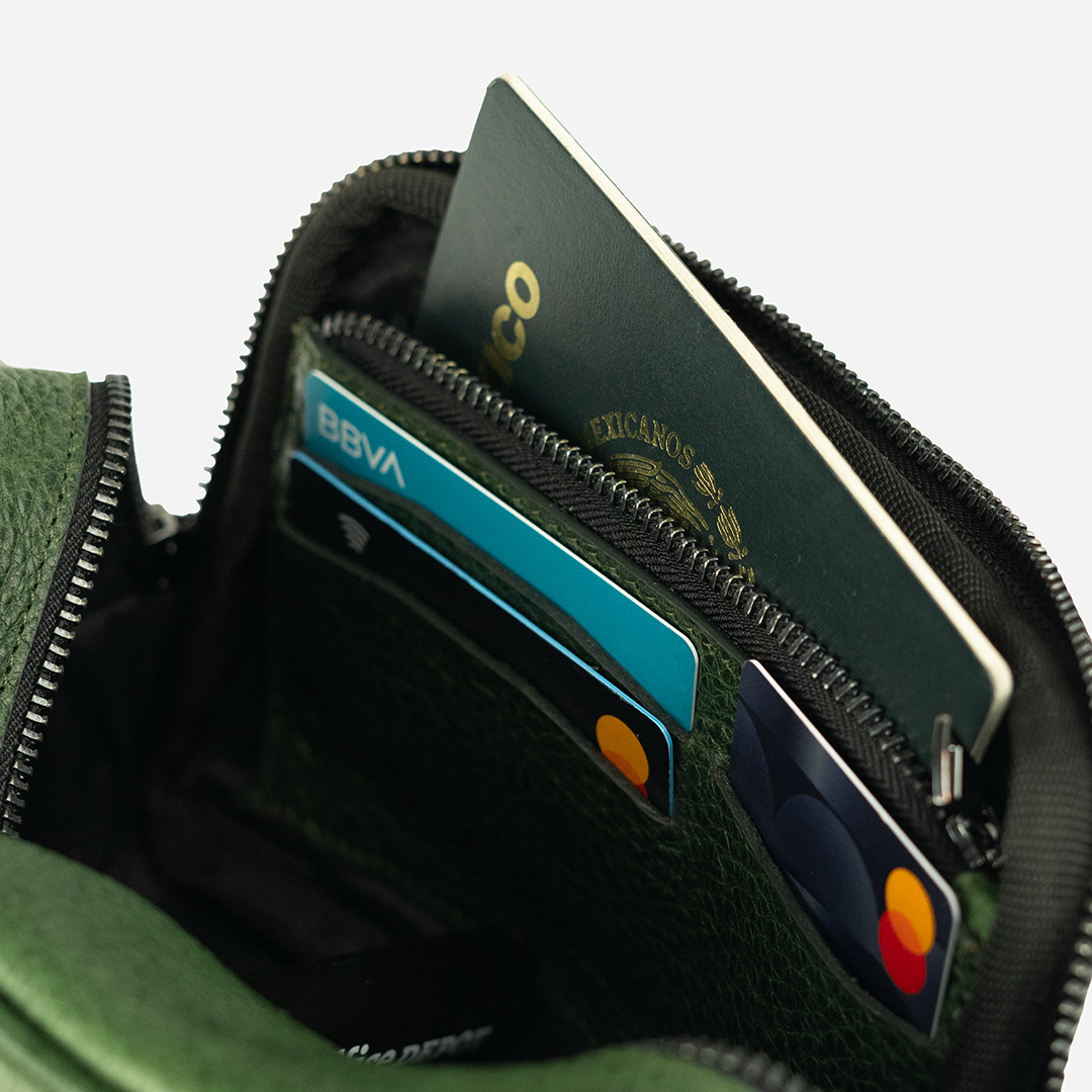 Documentera Mini - Billionaire Croc Green