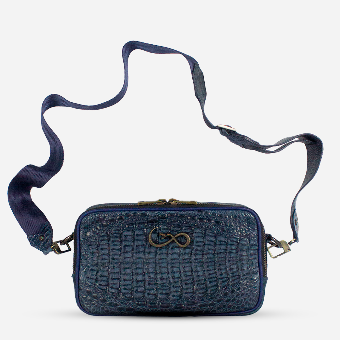 Documentera - Billionaire Croc Navy Blue