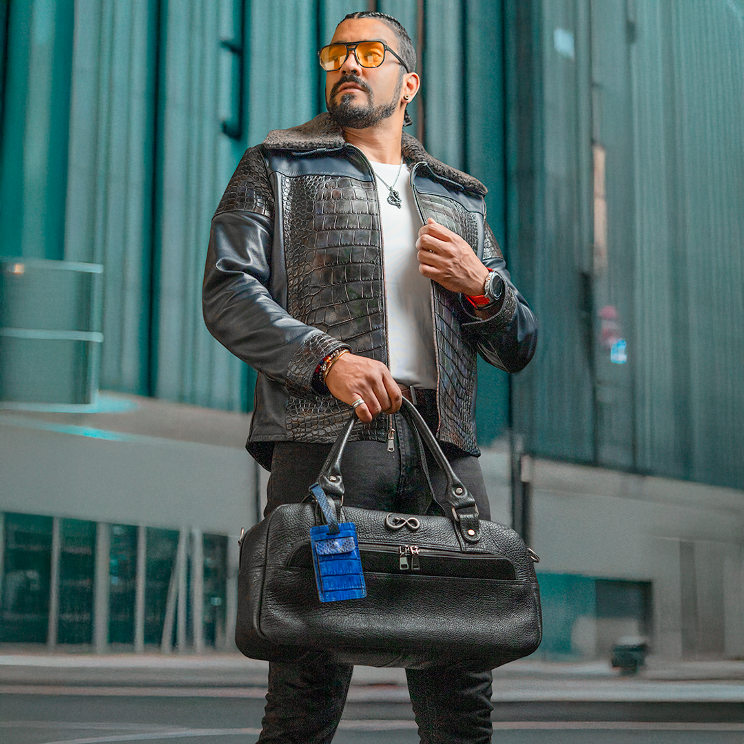 "The agent" - Bison Black