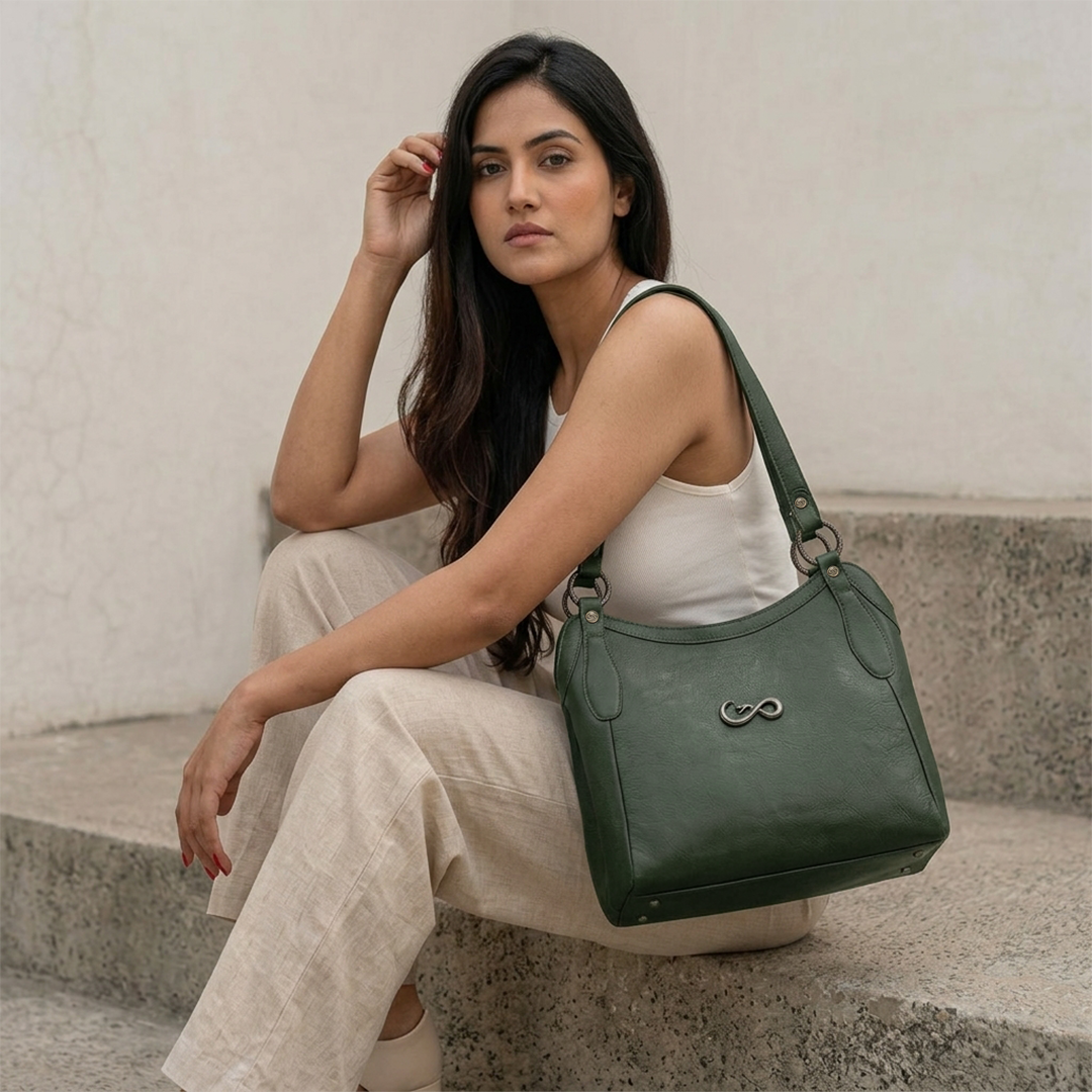 Bolsa Shoulder bag  - BARBARA Mossy