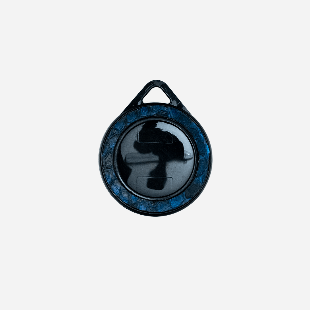 Veneno Leather Goods Funda AirTag - Python Blue